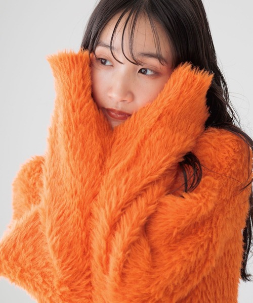 LOWRYS FARM（ローリーズファーム）の「シャギープルオーバーLS　240805（ニット/セーター・レディース・ブラック/アイボリー/オレンジ/ブルー・FREE）」の9枚目の写真