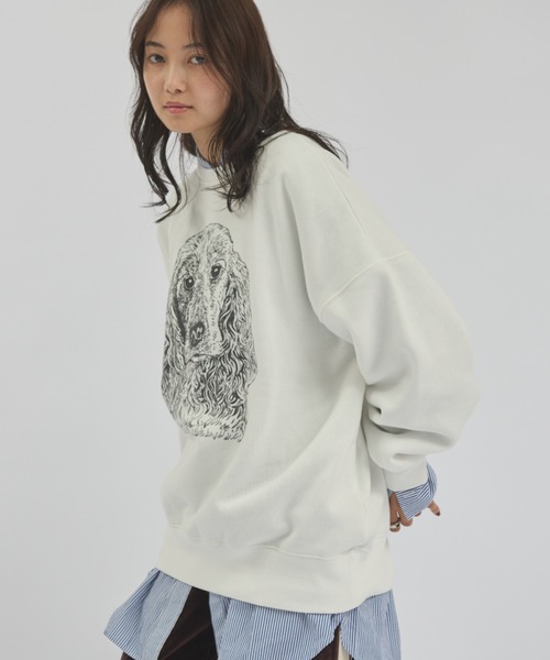 MERLOT（メルロー）の「オーバーサイズラインドッグプリントスウェット（スウェット・レディース・グレー系その他/ホワイト系その他2/ホワイト系その他/グレー系その他2・FREE）」の17枚目の写真