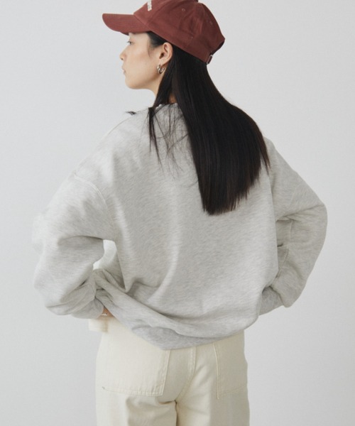 MERLOT（メルロー）の「オーバーサイズラインドッグプリントスウェット（スウェット・レディース・グレー系その他/ホワイト系その他2/ホワイト系その他/グレー系その他2・FREE）」の21枚目の写真