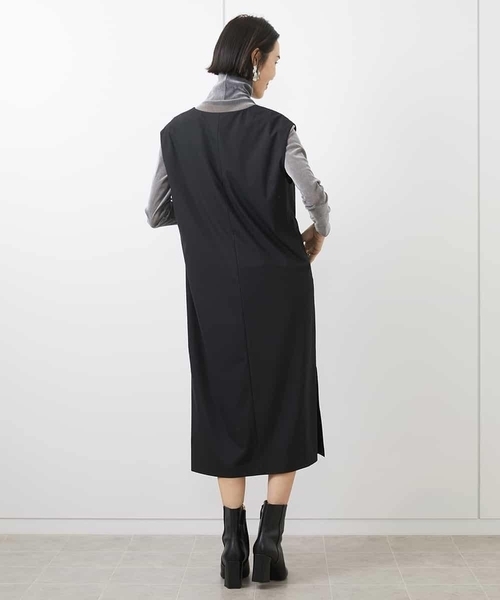 MICHEL KLEIN（ミッシェル・クラン）の「［機能性素材］Vネックミルドワンピース(WEB限定カラーあり)（ワンピース・レディース・グレー/ブラック/ベージュ・38）」の17枚目の写真