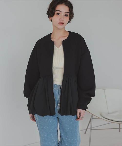 titivate（ティティベイト）の「ドッキングペプラムブルゾン（ブルゾン・レディース・グレイッシュベージュ/ブラック/ライトカーキ・L/M/S）」の8枚目の写真