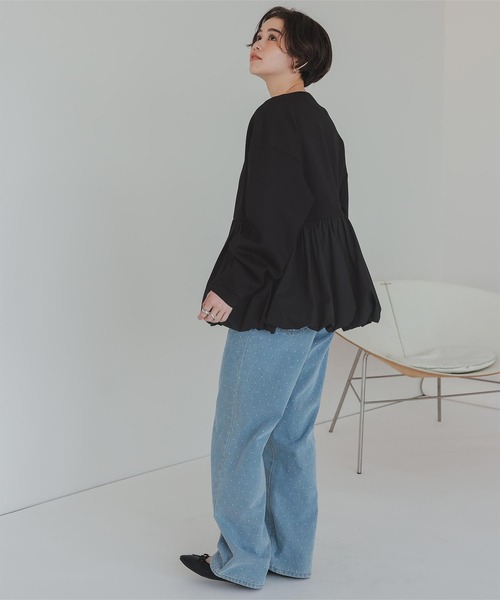 titivate（ティティベイト）の「ドッキングペプラムブルゾン（ブルゾン・レディース・グレイッシュベージュ/ブラック/ライトカーキ・L/M/S）」の10枚目の写真