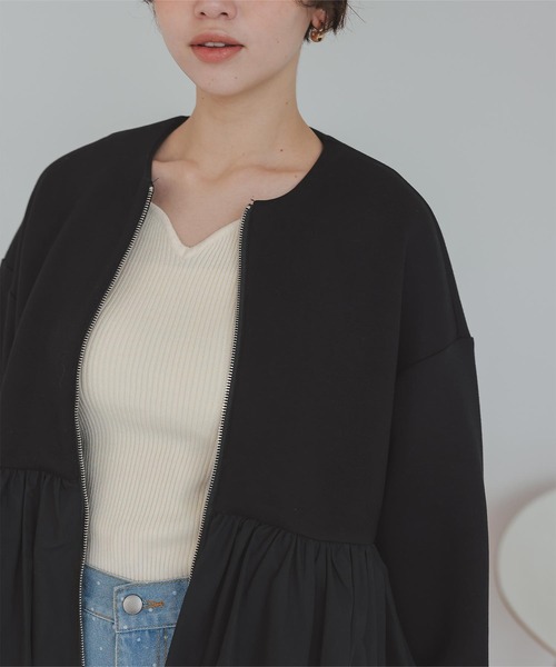 titivate（ティティベイト）の「ドッキングペプラムブルゾン（ブルゾン・レディース・グレイッシュベージュ/ブラック/ライトカーキ・L/M/S）」の7枚目の写真