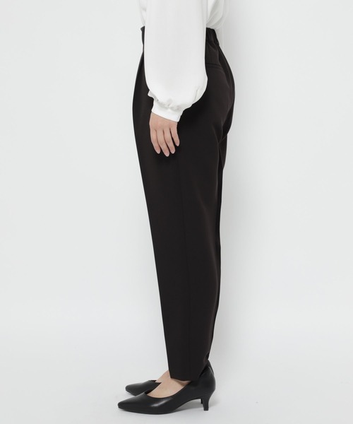 LEPSIM（レプシィム）の「【入卒式／セレモニー】Wクロスストレッチテーパードパンツ　207773（スーツパンツ・レディース・ネイビー/ブラック/ライトベージュ・MEDIUM/LARGE）」の5枚目の写真