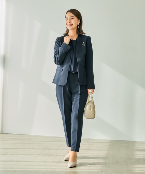 LEPSIM（レプシィム）の「【入卒式／セレモニー】Wクロスストレッチテーパードパンツ　207773（スーツパンツ・レディース・ネイビー/ブラック/ライトベージュ・MEDIUM/LARGE）」の15枚目の写真