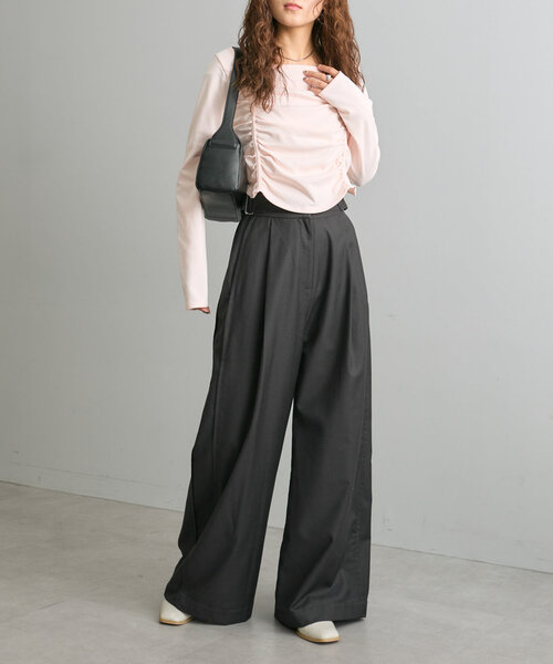 mline（エムライン）の「[mline]サイドベルトスラックス（その他パンツ・レディース・ベージュ/チャコールグレー/ブラウン・2/1）」の2枚目の写真