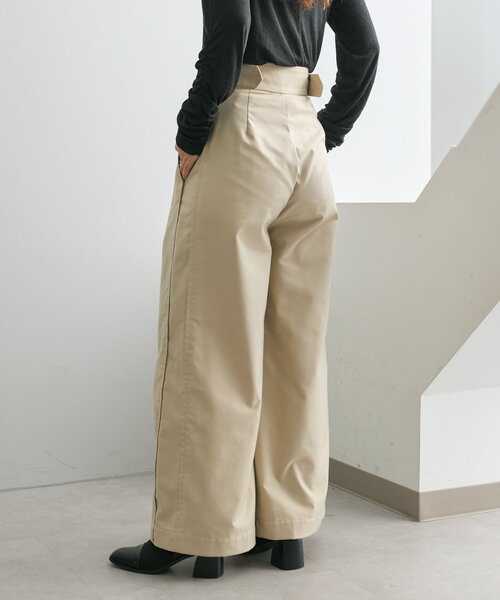 mline（エムライン）の「[mline]サイドベルトスラックス（その他パンツ・レディース・ベージュ/チャコールグレー/ブラウン・2/1）」の4枚目の写真