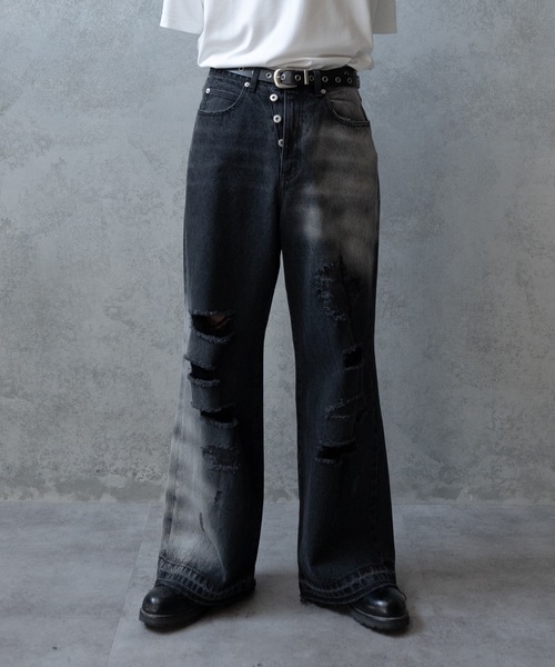 PHILTHEORY(フィルセオリー)の「Bleach & paint gimmick denim pants/ブリーチ&ペイントギミックデニムパンツ(デニムパンツ・メンズ・ブラック系/ブラック・1/3/2)」の12枚目の写真