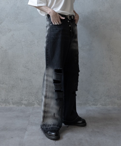 PHILTHEORY(フィルセオリー)の「Bleach & paint gimmick denim pants/ブリーチ&ペイントギミックデニムパンツ(デニムパンツ・メンズ・ブラック系/ブラック・1/3/2)」の13枚目の写真