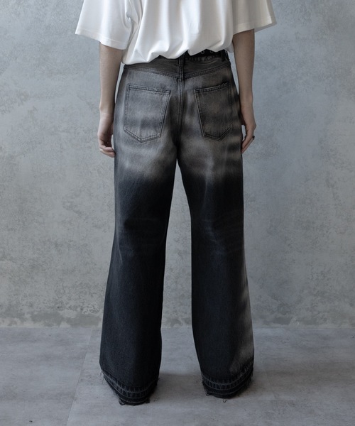 PHILTHEORY(フィルセオリー)の「Bleach & paint gimmick denim pants/ブリーチ&ペイントギミックデニムパンツ(デニムパンツ・メンズ・ブラック系/ブラック・1/3/2)」の15枚目の写真