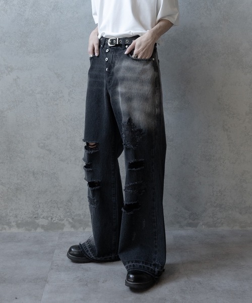PHILTHEORY(フィルセオリー)の「Bleach & paint gimmick denim pants/ブリーチ&ペイントギミックデニムパンツ(デニムパンツ・メンズ・ブラック系/ブラック・1/3/2)」の16枚目の写真