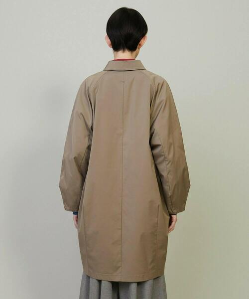 FRAPBOIS（フラボア）の「コクーンコート（ステンカラーコート・レディース・グレイッシュベージュ/ブラック・1/2）」の19枚目の写真