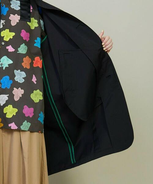 FRAPBOIS（フラボア）の「コクーンコート（ステンカラーコート・レディース・グレイッシュベージュ/ブラック・1/2）」の11枚目の写真