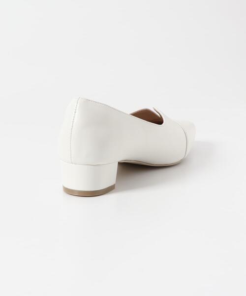 URBAN RESEARCH Sonny Label(アーバンリサーチサニーレーベル)の「Vカットローヒールパンプス(パンプス・レディース・ブラック/アイボリー/シルバー・SMALL/MEDIUM/LARGE)」の19枚目の写真