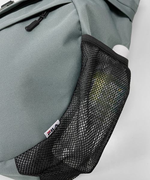 FILA（フィラ）の「FILA フィラ ブランド ロゴ 筆記体 刺繍 軽量 ワンショルダー ショルダーバッグ ボディバッグ 約25L（ボディバッグ/ウエストポーチ・メンズ・グレー/ブラック/アイボリー・FREE）」の14枚目の写真
