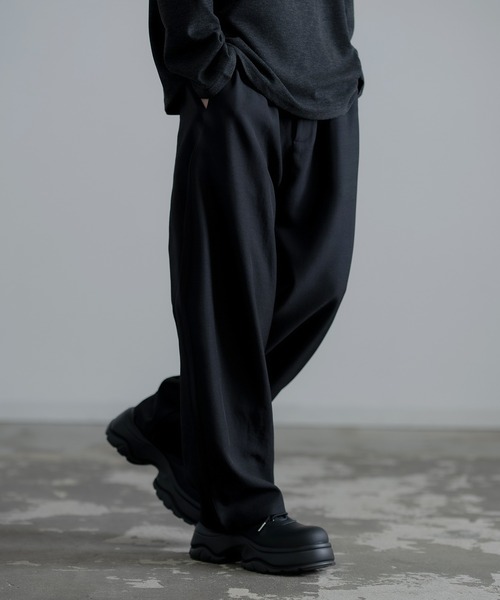 improves（インプローブス）の「ワイド タック カーブパンツ（スラックス・メンズ・グレー/ブラック/グレイッシュベージュ/ブラウン・SMALL/MEDIUM/LARGE）」の13枚目の写真