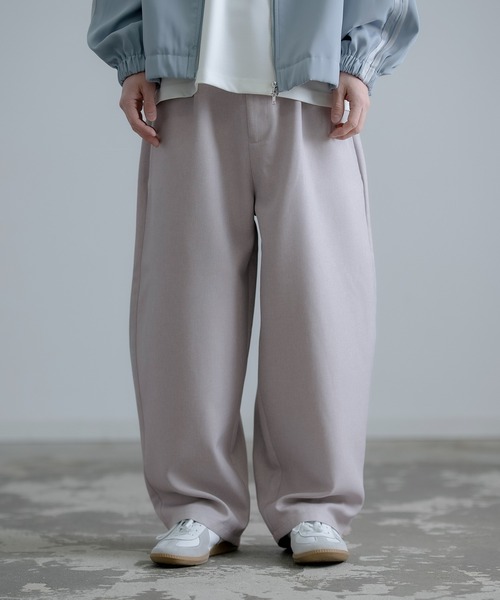 improves（インプローブス）の「ワイド タック カーブパンツ（スラックス・メンズ・グレー/ブラック/グレイッシュベージュ/ブラウン・SMALL/MEDIUM/LARGE）」の8枚目の写真