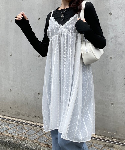 Teem Store(チームストア)の「レイヤード刺繍シアーキャミソールチュニックワンピース(ワンピース・レディース・ホワイト・F)」の18枚目の写真