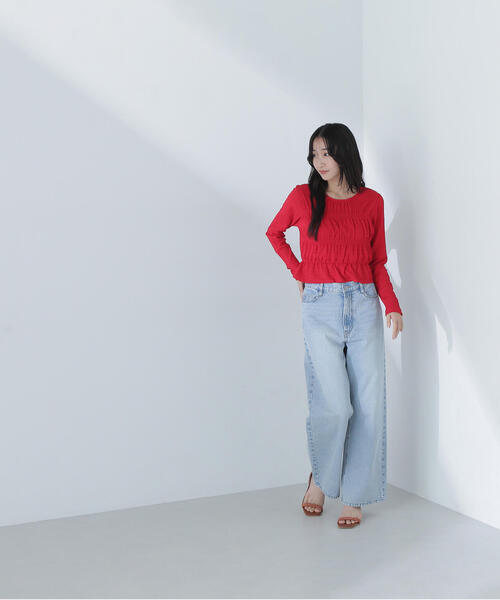 NATURAL BEAUTY BASIC（ナチュラルビューティーベーシック）の「◇シャーリングペプラムトップス（Tシャツ/カットソー・レディース・オフホワイト/ブラック/レッド・FREE）」の15枚目の写真