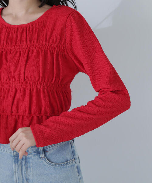 NATURAL BEAUTY BASIC（ナチュラルビューティーベーシック）の「◇シャーリングペプラムトップス（Tシャツ/カットソー・レディース・オフホワイト/ブラック/レッド・FREE）」の20枚目の写真