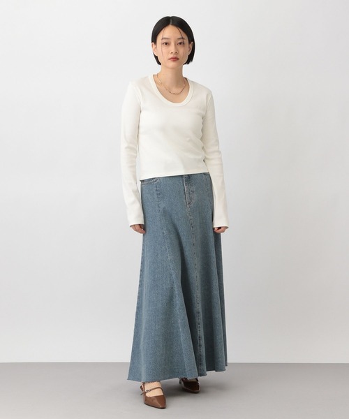 A part by(アパートバイ)の「ULTIMA Uネックプルオーバーロングスリーブ(Tシャツ/カットソー・レディース・オフホワイト/ブラック/ライトベージュ・FREE)」の12枚目の写真