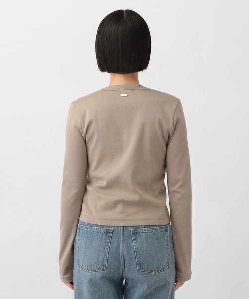 A part by(アパートバイ)の「ULTIMA Uネックプルオーバーロングスリーブ(Tシャツ/カットソー・レディース・オフホワイト/ブラック/ライトベージュ・FREE)」の18枚目の写真