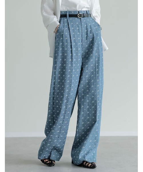 Re:EDIT（リエディ）の「[2025SS COLLECTION][低身長/高身長サイズ有]フラワー刺繍ライトオンスデニムワイドパンツ（デニムパンツ・レディース・ライトブルー/ブルー・SHORT/MEDIUM/TALL/LARGE）」の4枚目の写真