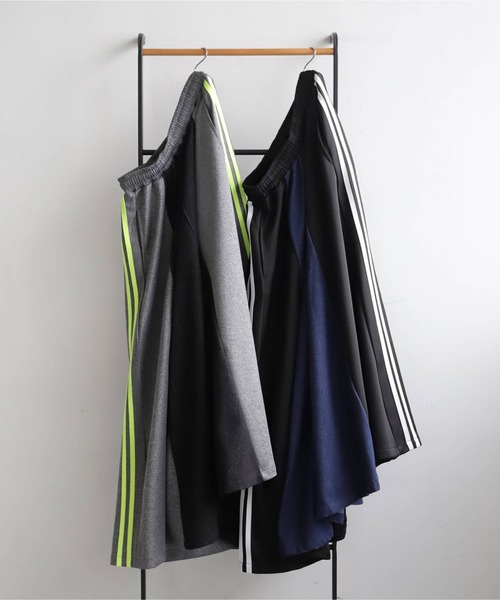 antiqua（アンティカ）の「デニム切り替えフレアスカート（スカート・レディース・ブルー系その他/ブラック・ONESIZE）」の12枚目の写真