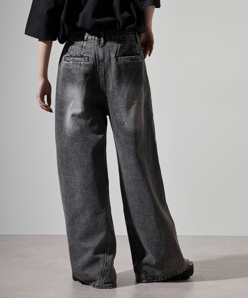 Studded wide baggy denim pants / スタッズワイドバギーデニムパンツ