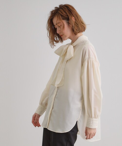 grove（グローブ）の「2WAYシアーボウタイブラウス（シャツ/ブラウス・レディース・ブラック/オフホワイト・02/03/01/05/04）」の4枚目の写真