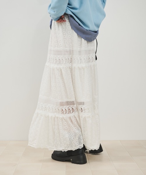 Shelly island(シェリーアイランド)の「コットンレースティアードスカート(スカート・レディース・ホワイト/ブラック・FREE)」の12枚目の写真