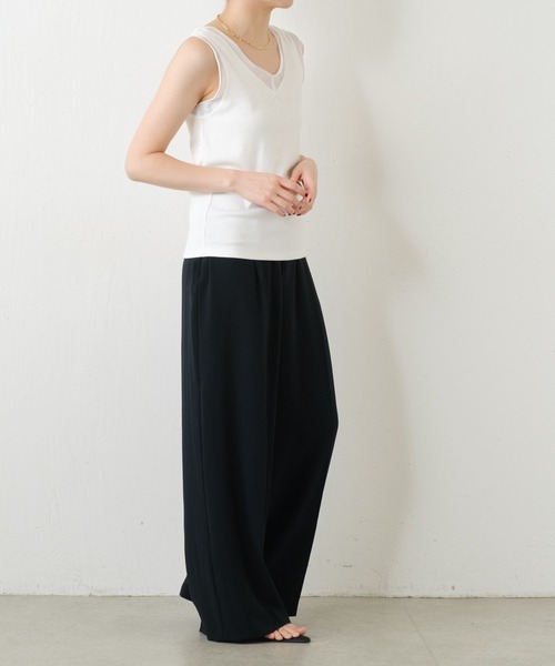 COLLAGE GALLARDAGALANTE(コラージュガリャルダガランテ)の「C′NOTE/シアー切替Vネックタンクトップ(タンクトップ・レディース・ライトグレー/ホワイト/ネイビー・FREE)」の12枚目の写真