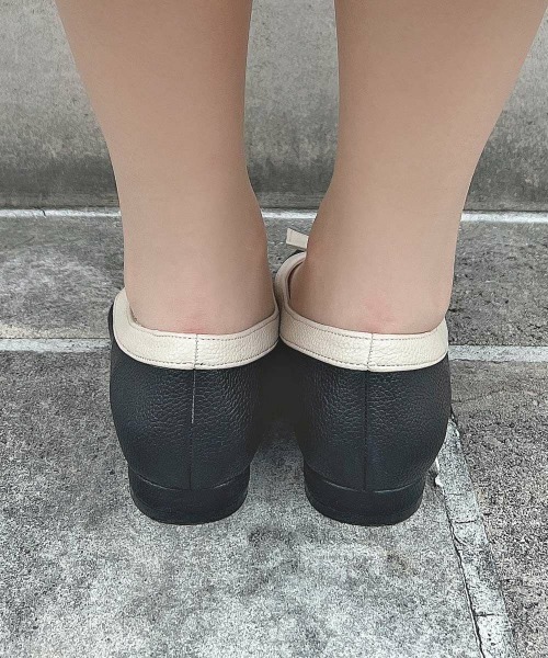 an another angelus(アンアナザーアンジェラス)の「クロスタイデザインパンプス/ fint フィント(パンプス・レディース・ホワイト×ネイビー/ブラック×ホワイト・L/M/S)」の13枚目の写真