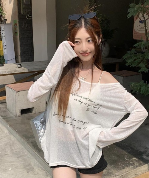 LETee(レティー)の「シアーオフショルダートップス(Tシャツ/カットソー・レディース・ベージュ/ホワイト/ブラック/ブルー・FREE)」の16枚目の写真