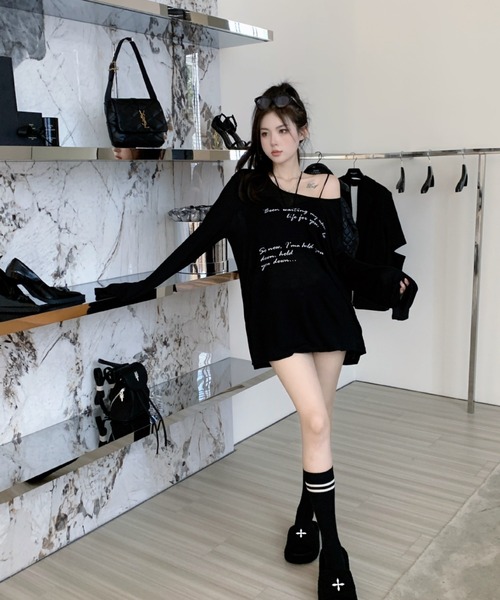 LETee(レティー)の「シアーオフショルダートップス(Tシャツ/カットソー・レディース・ベージュ/ホワイト/ブラック/ブルー・FREE)」の13枚目の写真