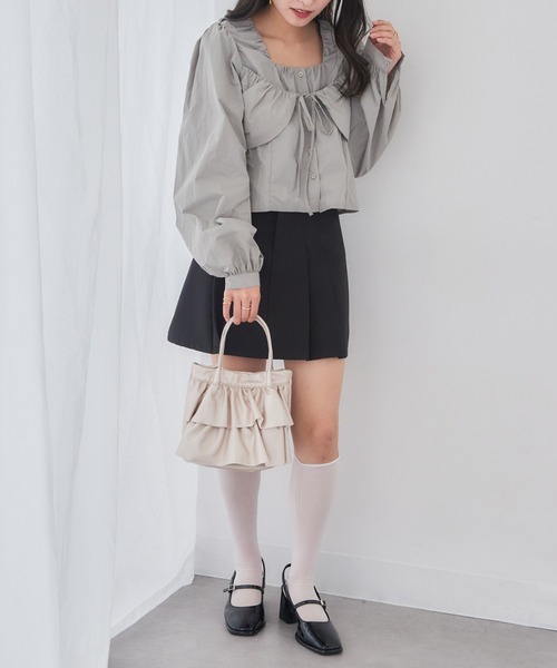 MAGASIN DE MODE Chou Chou(マガジンデモードシュシュ)の「【MAGASIN DE MODE Chou Chou】ラッフルミディトート フリル ミニトート バッグ ガーリー SNBD(トートバッグ・レディース・シルバー/ブラック/アイボリー・FREE)」の7枚目の写真