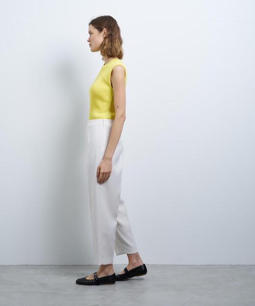 LANVIN en Bleu(ランバンオンブルー)の「カルゼコクーンパンツ(その他パンツ・レディース・ブラック/オフホワイト・38/36)」の4枚目の写真