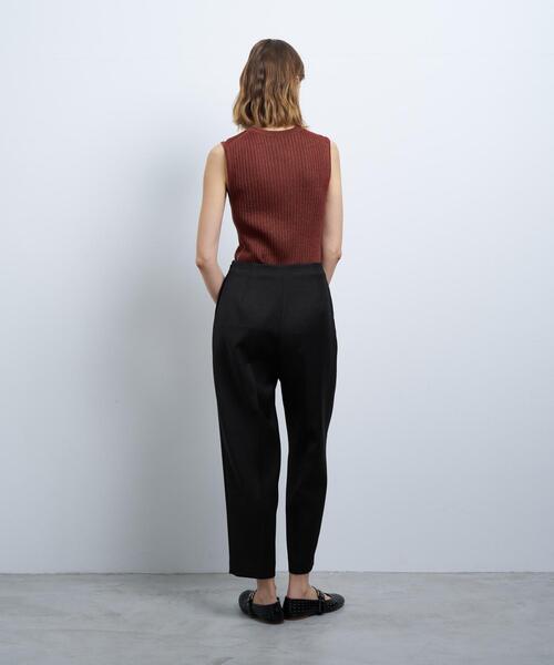 LANVIN en Bleu(ランバンオンブルー)の「カルゼコクーンパンツ(その他パンツ・レディース・ブラック/オフホワイト・38/36)」の15枚目の写真