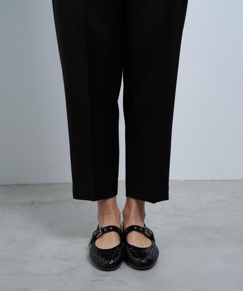 LANVIN en Bleu(ランバンオンブルー)の「カルゼコクーンパンツ(その他パンツ・レディース・ブラック/オフホワイト・38/36)」の20枚目の写真