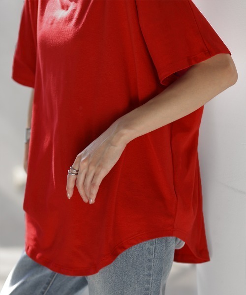 HUG.U(ハグユー)の「VネックドルマンTシャツ(Tシャツ/カットソー・レディース・グレイッシュブルー/カーキ/イエロー/グレー/レッド/パープル/ブラック/ホワイト・FREE)」の21枚目の写真