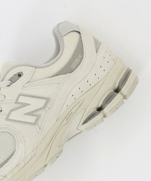 NEW BALANCE(ニューバランス)の「<New Balance>U2002R/D スニーカー(スニーカー・レディース・ダークグレー/ベージュ・22.5cm/23cm/25.5cm/24.5cm/24cm/23.5cm/25cm)」の15枚目の写真