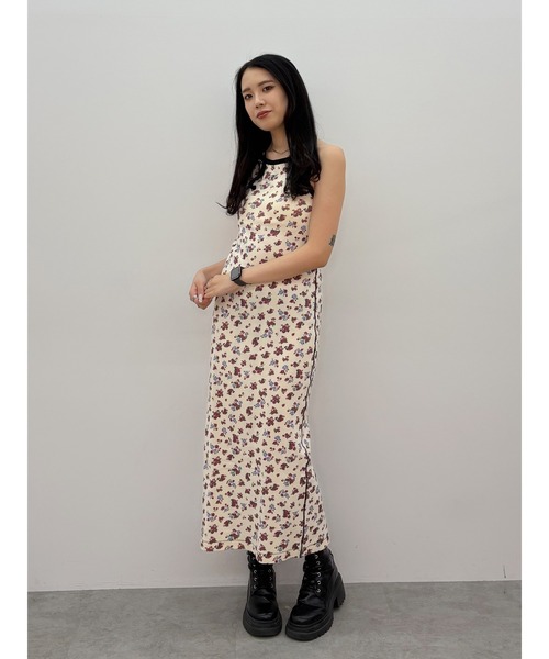 jouetie(ジュエティ)の「【Miller×jouetie】2WAYホルターネックワンピース(ワンピース・レディース・ブルー/ブラック/アイボリー・MEDIUM)」の19枚目の写真