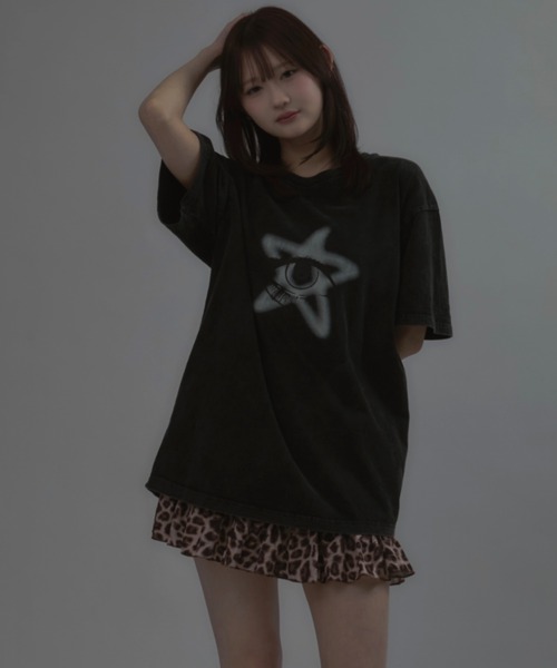 tinkerend(ティンカーエンド)の「【ユニセックス】Assorted designs SS T-shirt / アソートデザイン半袖Tシャツ(Tシャツ/カットソー・レディース・ブラック系その他3/ブラック系その他2/ブラック系その他/ブラック/ブラック系その他6/ブラック系その他4/ブラック系その他7/ブラック系その他5・XL/L/M)」の4枚目の写真