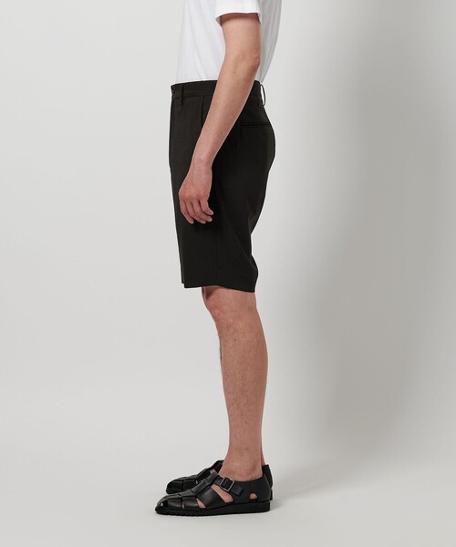 BEAUTY&YOUTH UNITED ARROWS(ビューティーアンドユースユナイテッドアローズ)の「【WEB限定 WARDROBE SMART】 Reflax スリム ショートパンツ(スラックス・メンズ・ブラック/ロイヤルブルー/ダークグレー・S/M/XL/L)」の18枚目の写真