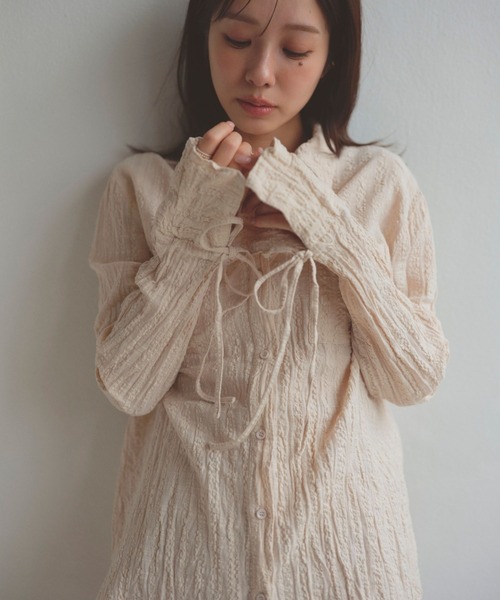 N WITH.（エヌウィズ）の「ワッシャーリボンシャツ（シャツ/ブラウス・レディース・ベージュ/ホワイト・FREE）」の12枚目の写真