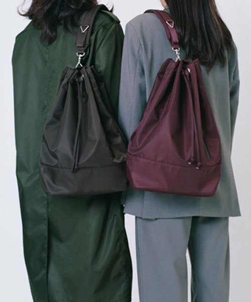 UNDERSTATEMENTs(アンダーステイトメント)の「【ユニセックス】2WAYカラビナナイロンテックショルダーバッグ/バックパック/通勤通学(バックパック/リュック・メンズ・ブラック/シルバー・FREE)」の20枚目の写真