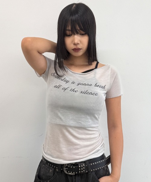 .KOM(ドットコム)の「A'GEM/9 × .kom 『.KOM/ドットケーオーエム』 オフショルカットソー(Tシャツ/カットソー・レディース・アイボリー/ブラック/グレー・FREE)」の8枚目の写真