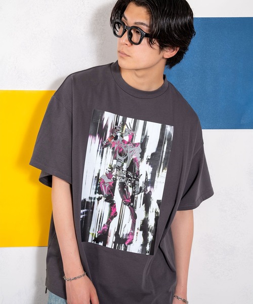 INTERPLAY(インタープレイ)の「【INTERPLAY x Toru Kajioka】「butterfly effect」 S/S Tee(Tシャツ/カットソー・メンズ・ホワイト/チャコールグレー・FREE)」の7枚目の写真