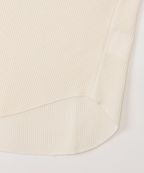 HANES（ヘインズ）の「【Hanes/ヘインズ】レディース タートルネックロングTシャツ（Tシャツ/カットソー・レディース・ヘザーグレー/パープル系その他2/オフホワイト/ダークネイビー・FREE）」の10枚目の写真