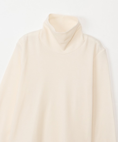 HANES（ヘインズ）の「【Hanes/ヘインズ】レディース タートルネックロングTシャツ（Tシャツ/カットソー・レディース・ヘザーグレー/パープル系その他2/オフホワイト/ダークネイビー・FREE）」の11枚目の写真
